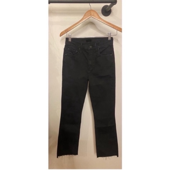 MOTHER The Insider Crop Step Fray Jeans Not Guilty - Picture 3 of 12